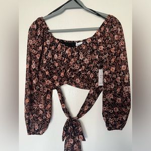 Women’s Floral Cropped Long Sleeve